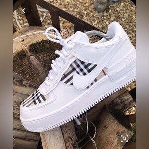 •NIKE•